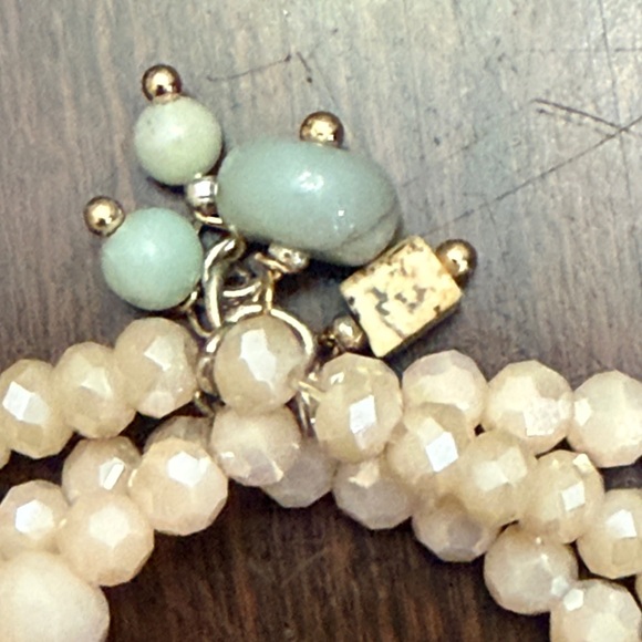 Anthropologie Beaded Stretch Stackable Bracelets Set!!🔥🔥🔥 - Picture 12 of 16